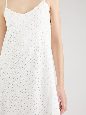 VERO MODA - Vestido 'TASSA' en blanco