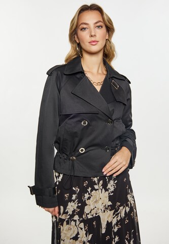 faina Between-Season Jacket in Black: front