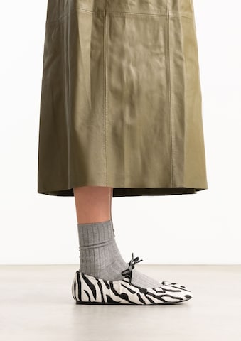 SACHA Ballerina in Schwarz: Vorderseite