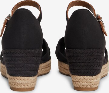 TOMMY HILFIGER - Sandalias en negro