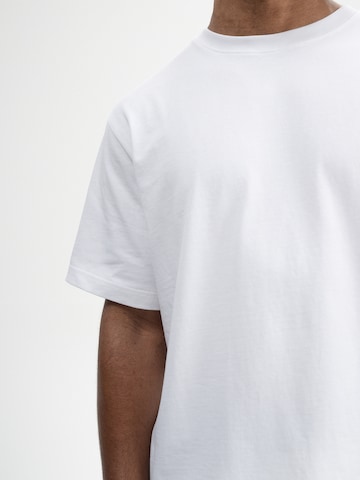 T-Shirt 'BHAJAN' MELA en blanc