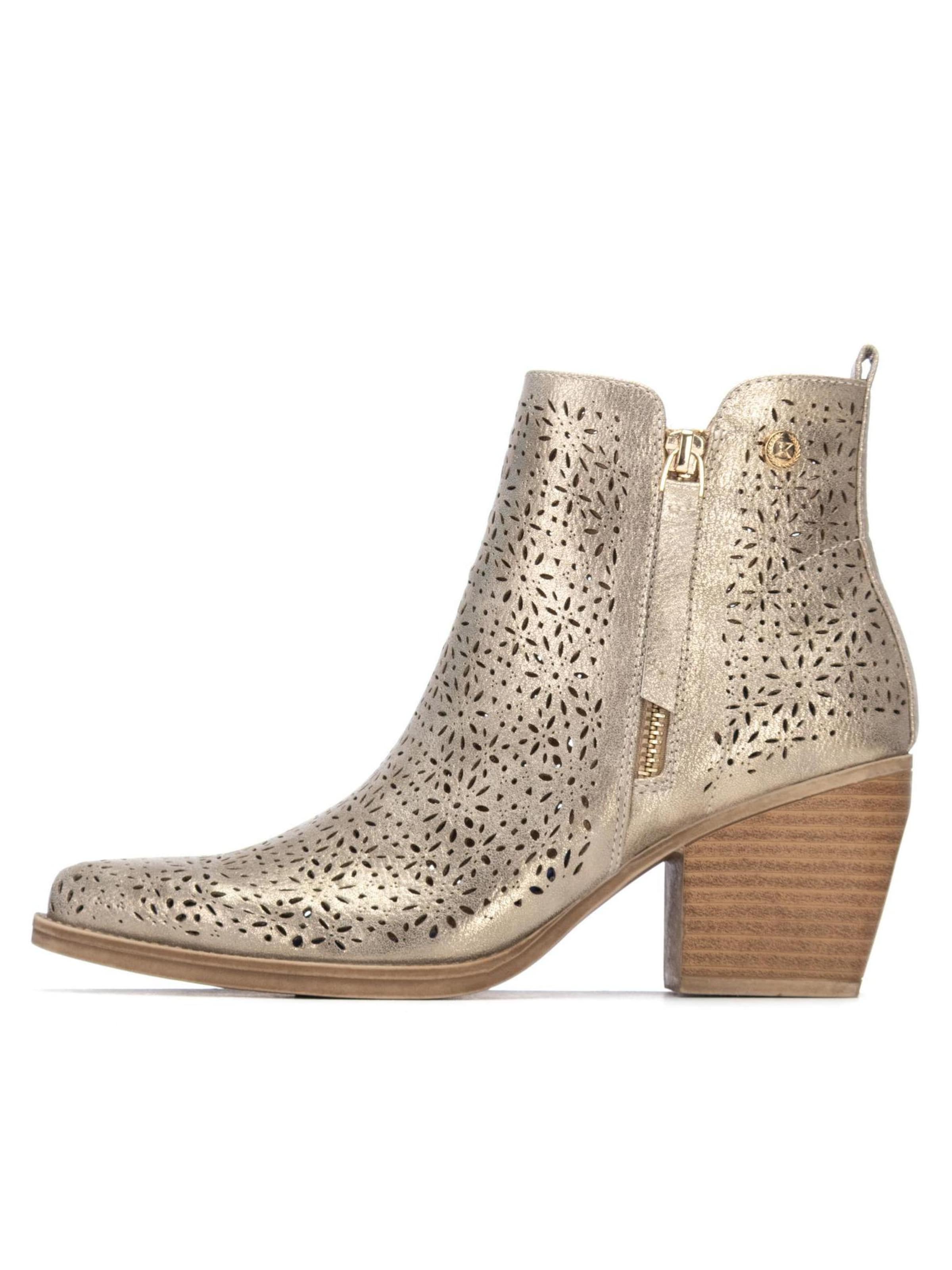 Xti Ankle Boots in Gold: front