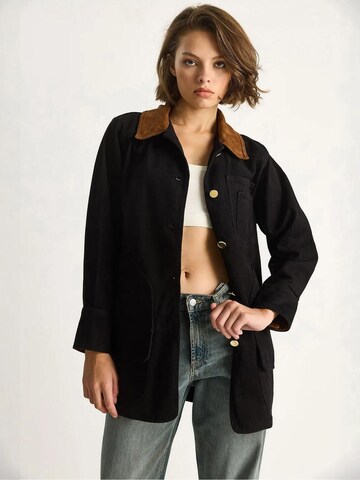 Giacca di mezza stagione di Bianco Lucci in nero