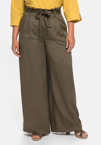 SHEEGO Loose fit Pleat-Front Pants in Green: front