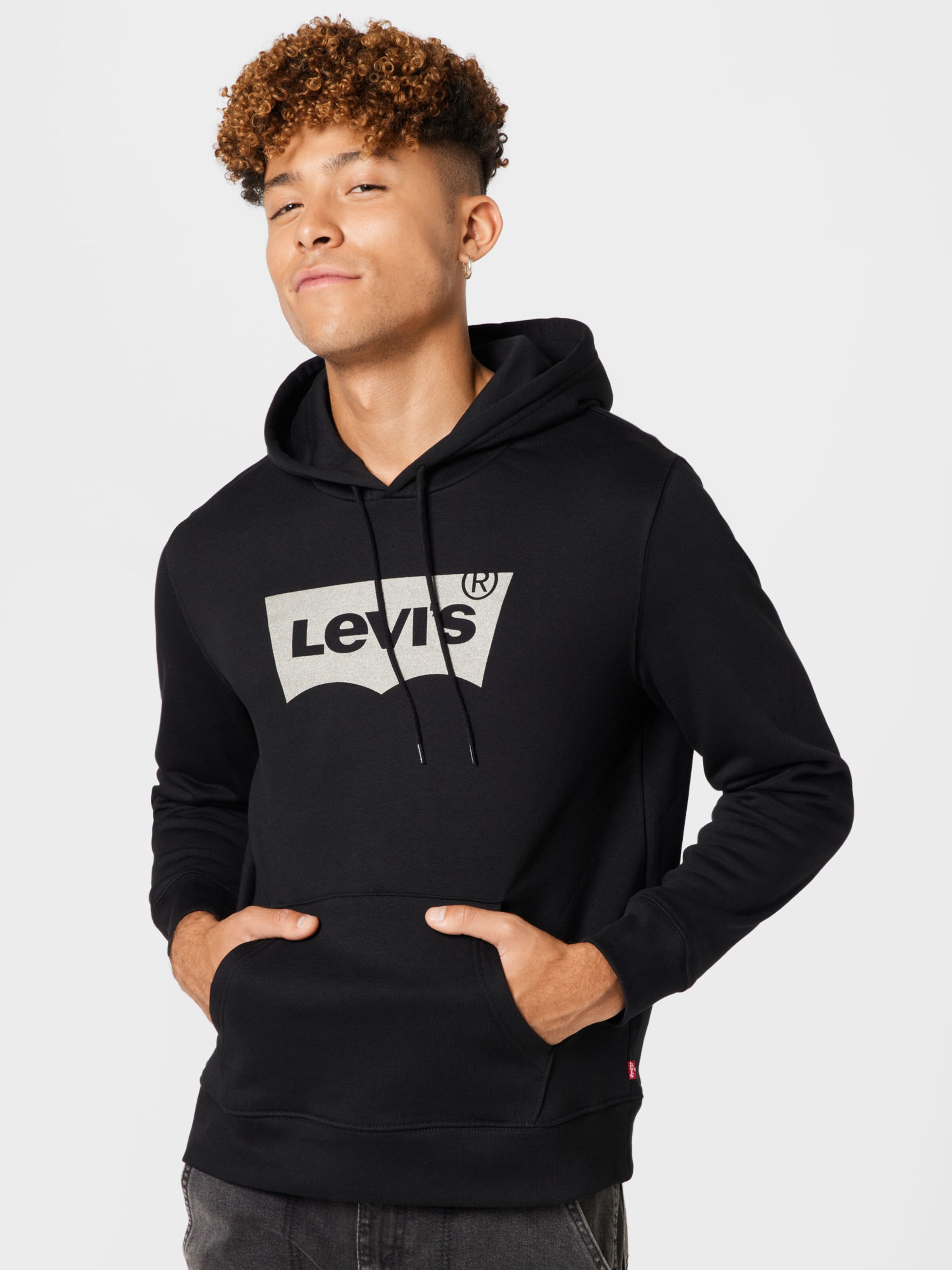 LEVI'S Sweatshirt 'LSE_T3 GRAPHIC HOODIE BLACKS' in Black | ABOUT YOU