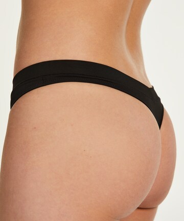 Hunkemöller Thong in Black
