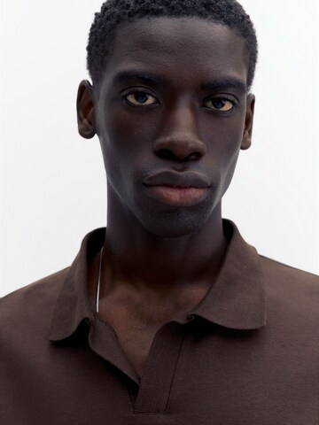 Pull&Bear Poloshirt in Braun