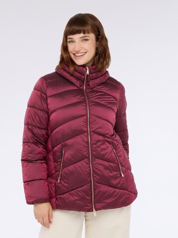 Fiorella Rubino Winter Jacket in Red: front