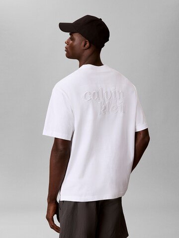 T-Shirt Calvin Klein Jeans en blanc