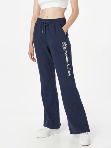 Abercrombie & Fitch Flared Broek in Blauw: voorkant