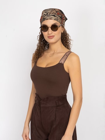 JIORO Top 'ESSENTIALS' in Bruin