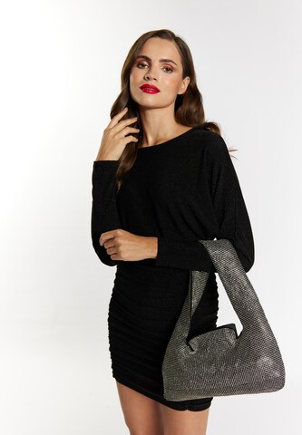 faina Handbag in Black: front