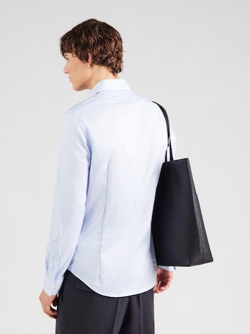 Calvin Klein Slim Fit Forretningsskjorte i blå: tilbage