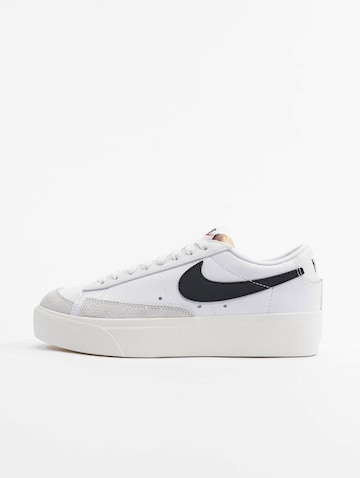 Baskets basses 'Blazer' Nike Sportswear en blanc