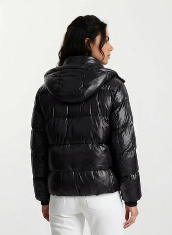 trueprodigy Zimní bunda 'Nathan F' – černá