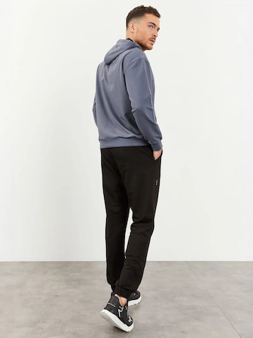 Tommy Life Sweatsuit in Grey