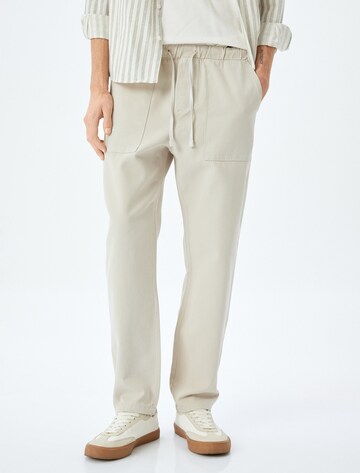 Koton Regular Broek in Wit: voorkant