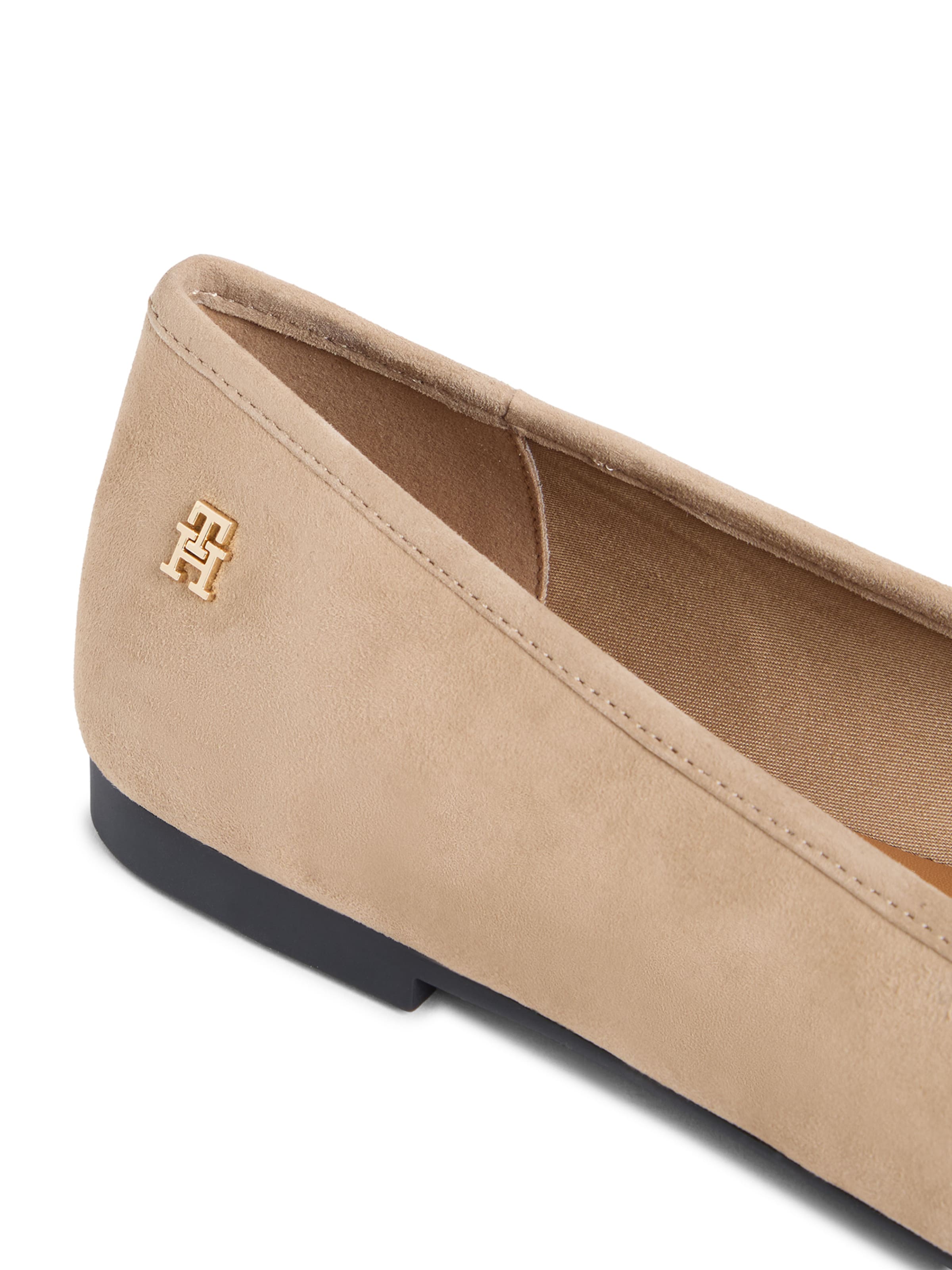 TOMMY HILFIGER Ballet Flats in Brown
