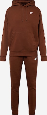 Nike Sportswear Tuta da jogging CLUB FLEECE in Castano ABOUT YOU