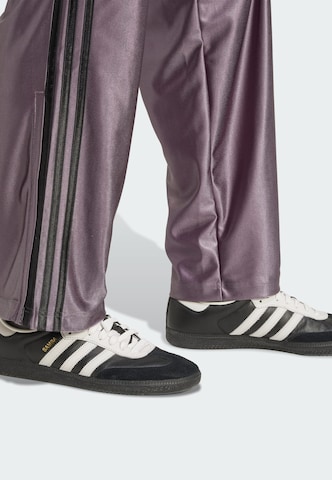 ADIDAS ORIGINALS Loosefit Παντελόνι 'Firebird Adicolor' σε γκρι