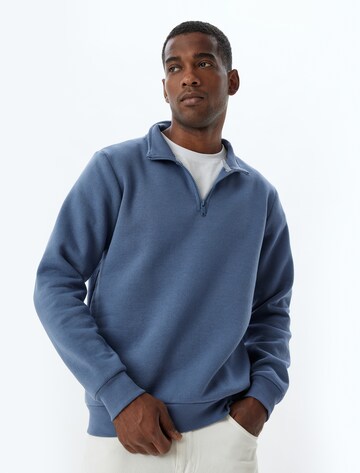 Koton Sweatshirt in Blue: front