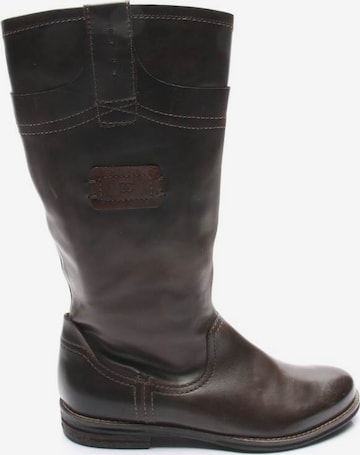 Donna Carolina Dress Boots in 39 in Brown: front