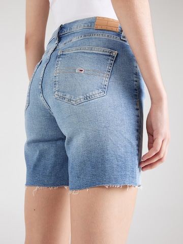 Tommy Jeans Regular Shorts 'MADDIE' in Blau