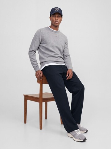 JACK & JONES Loose fit Trousers with creases in Blue