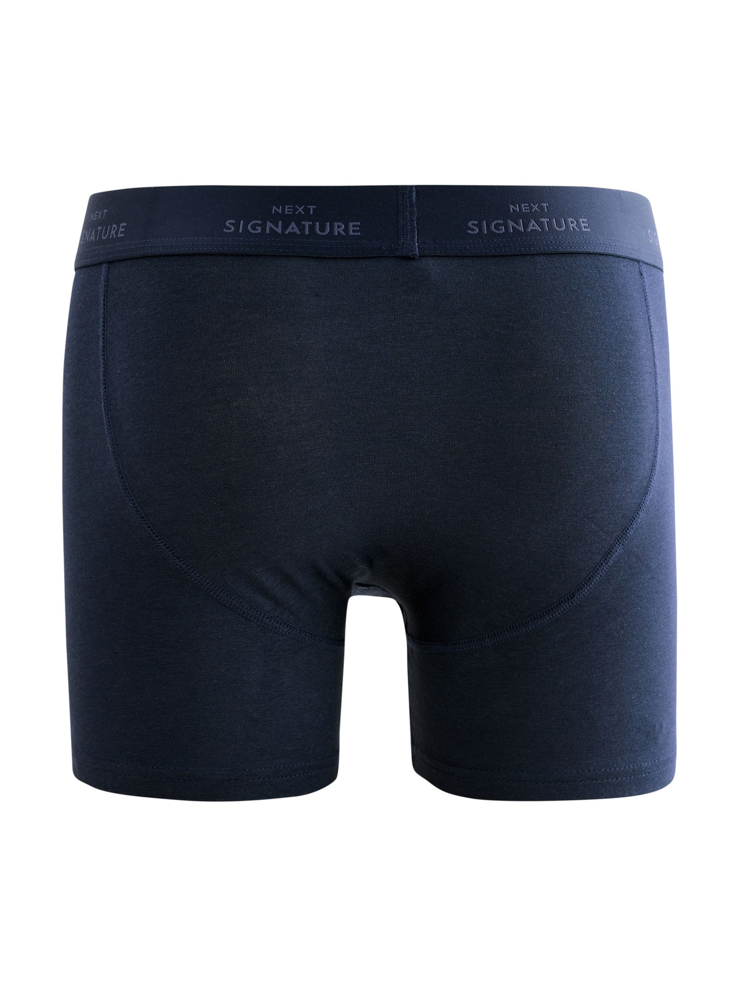 Boxeri de la Next pe albastru