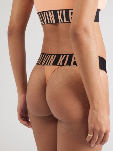 Calvin Klein Underwear String in Pink