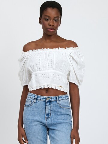 Influencer Bluse in Weiß: Vorderseite