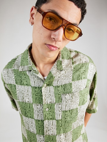 ELEMENT Comfort fit Button Up Shirt 'RESORT' in Green