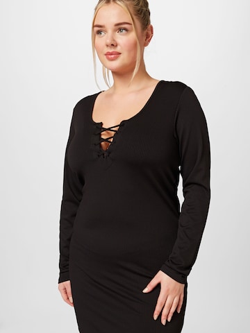 Rochie 'RIVA' de la Vero Moda Curve pe negru