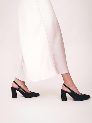 nae Vegan Shoes - Zapatos destalonado 'EMBER' en negro: frente