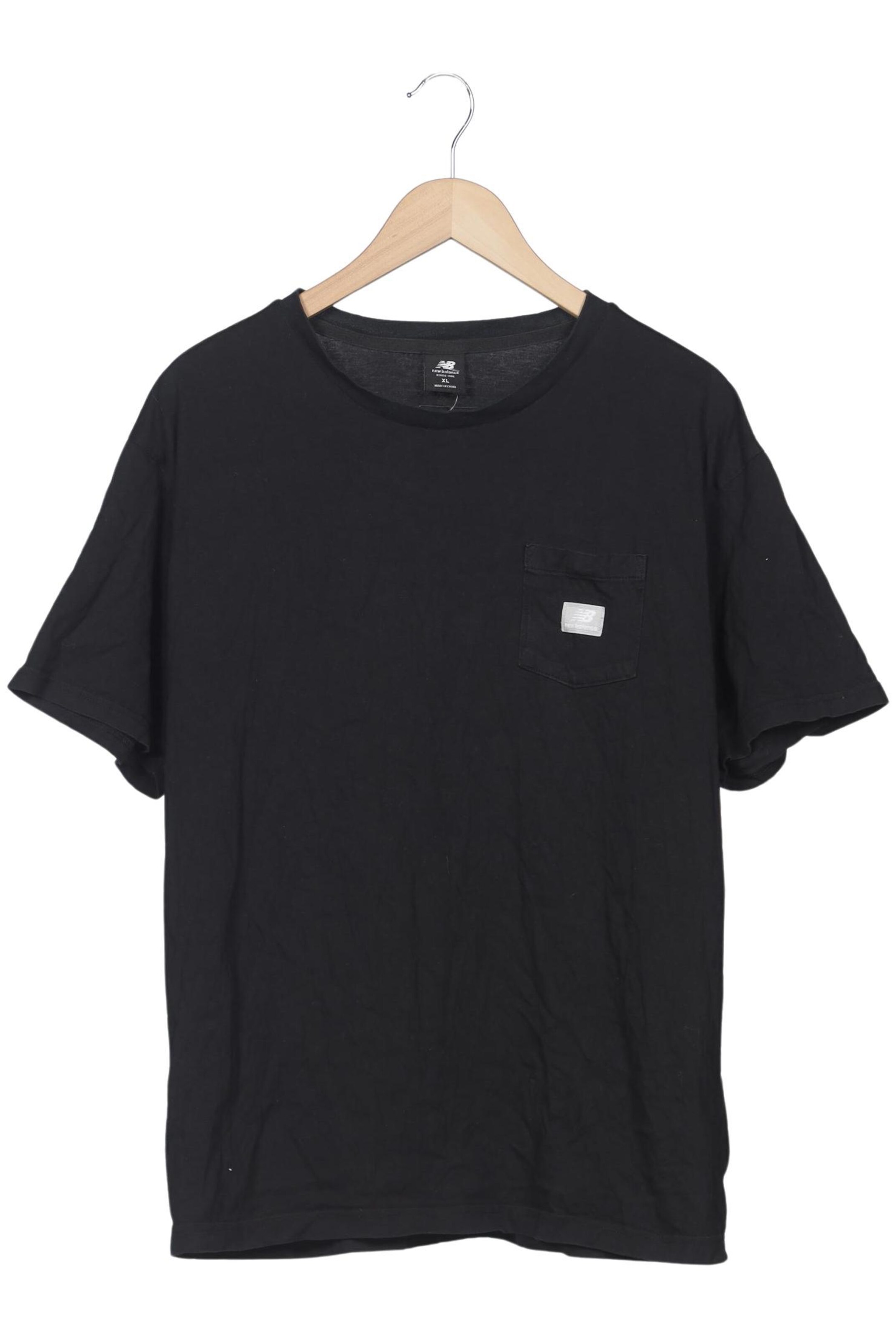 new balance Shirt in XL in Black: front