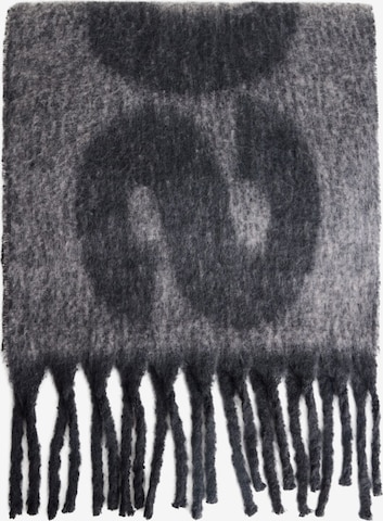 BershkaŠal - siva boja: prednji dio