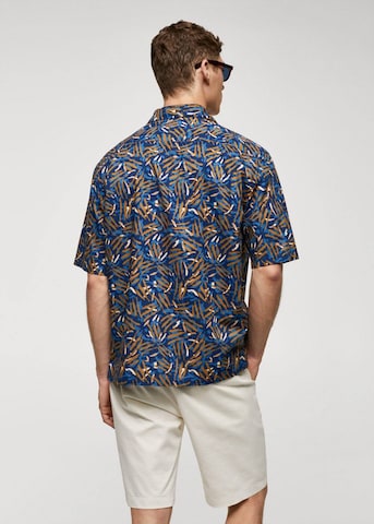 MANGO MAN Comfort fit Overhemd 'Lanka' in Blauw