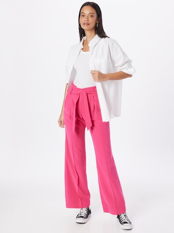 Wide leg Pantaloni con piega frontale di ESPRIT in rosa