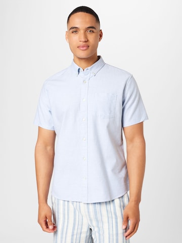 GAP Comfort fit Button Up Shirt in Blue: front