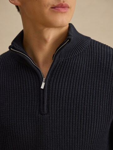 DAN FOX APPAREL Свитер 'Leart' в Синий