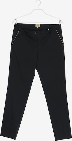 Alviero Martini Pants in L in Black: front