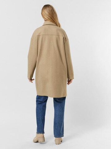 VERO MODA Between-Seasons Coat 'Dafneray' in Brown