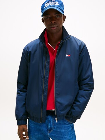Tommy Jeans Демисезонная куртка 'ESSENTIAL' в Синий: спереди