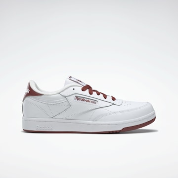 Sneaker 'Club C' di Reebok in bianco