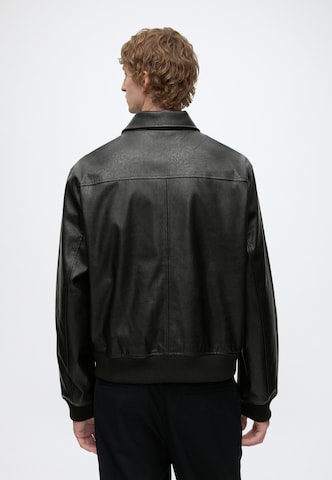 Calvin Klein Jeans Jacke in Schwarz
