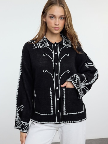 Trendyol - Cárdigan en negro: frente