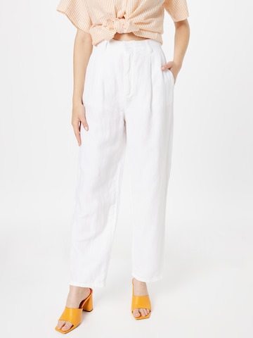 OUI - Loosefit Pantalón plisado en blanco: frente