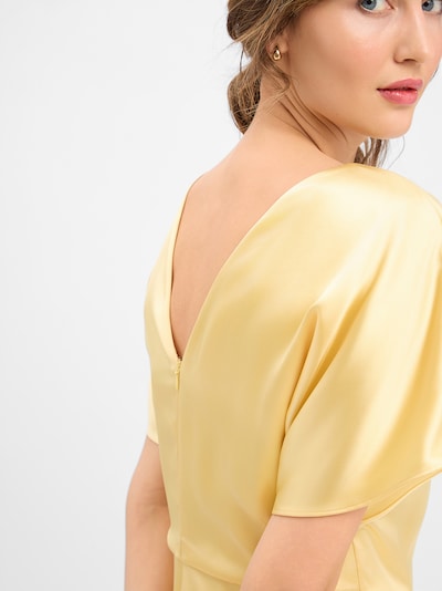 Marie Lund Avondjurk in de kleur Wit, Productweergave