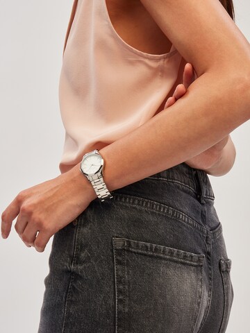 Montre à affichage analogique 'Dozen' Breil en argent