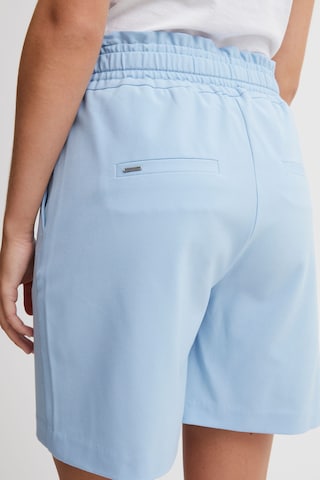 Oxmo Regular Shorts 'Daniella' in Blau
